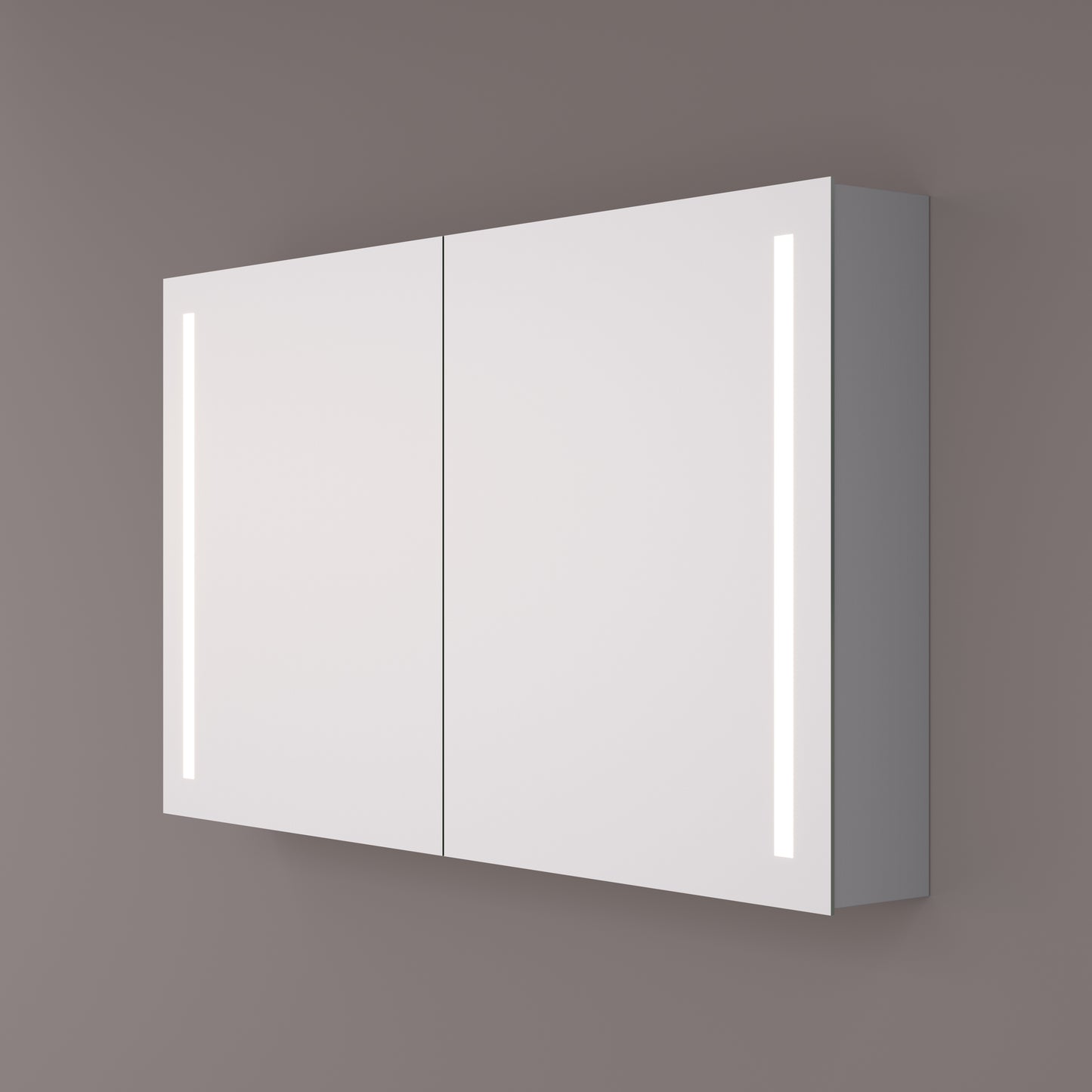 Voorraad Luxe spiegelkast met verticale LED banen 100x70x14cm + spiegelverwarming + 2x geaard stopcontact + verstelbare glazen planchetten