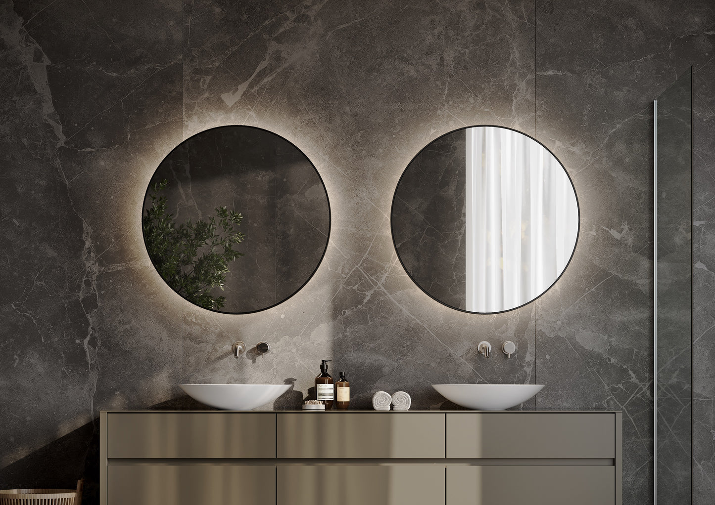 Ronde maatwerkspiegel 1000 mm diameter, mat zwart, aanzichtrand 5 mm incl. indirecte LED rondom