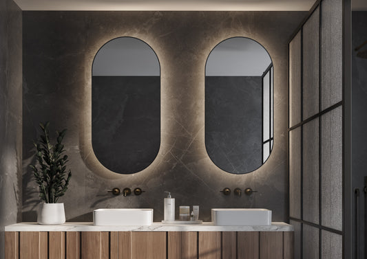 Ovale maatwerkspiegel 1000X2000 mm met mat zwarte rand (aanzichtrand 5mm) met indirecte led verlichting rondom